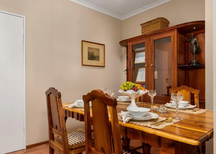 Meerendal Cottage-Affordable Luxury-Private Garden With Pool & Hot Tub