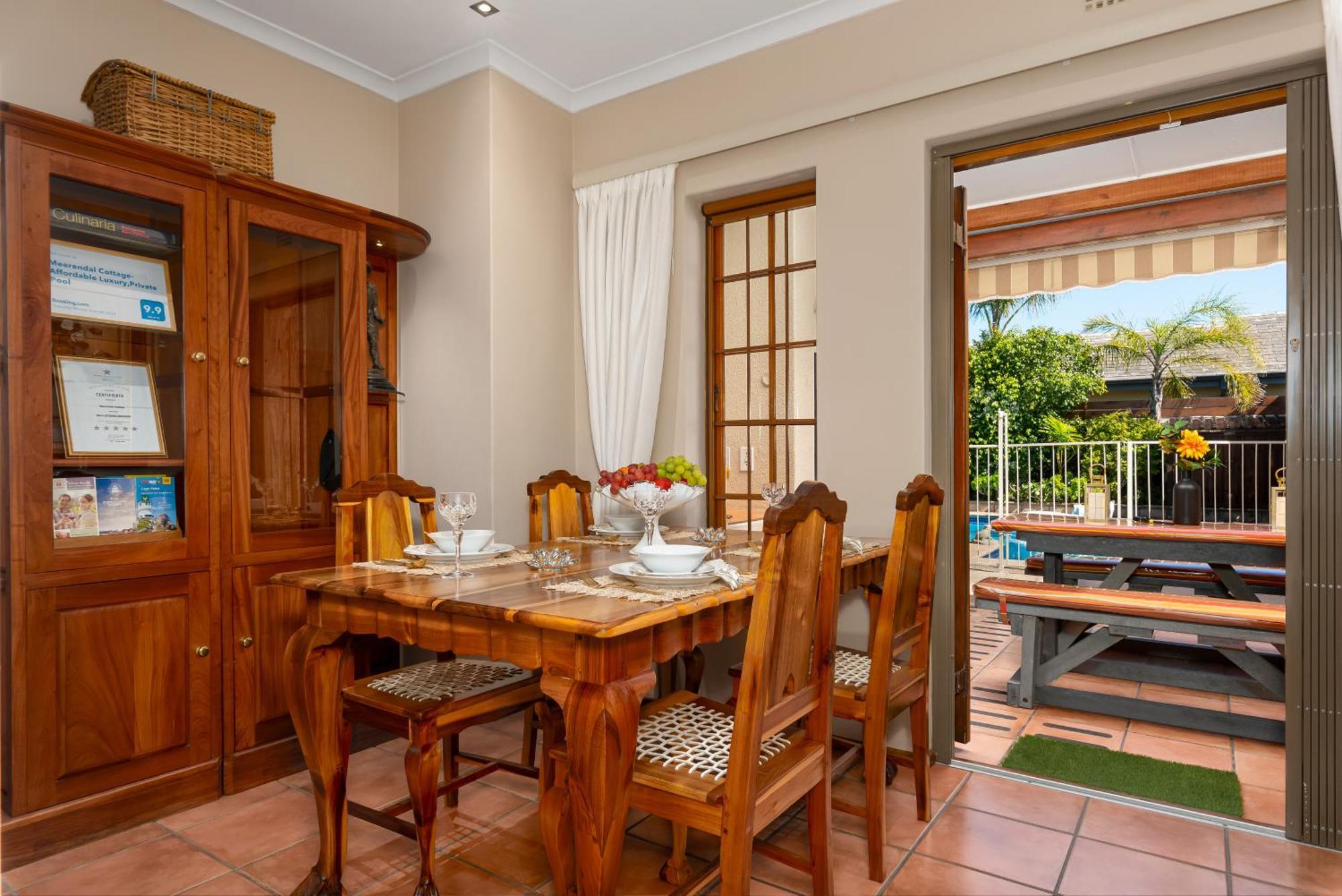 Meerendal Cottage-affordable Luxury-private Garden With Pool & Hot Tub *